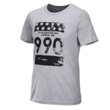 72%OFF メンズランニングやフィットネスシャツ ニューバランス990グラフィックTシャツ - ショートスリーブ（男性用） New Balance 990 Graphic T-Shirt - Short Sleeve (For Men)画像